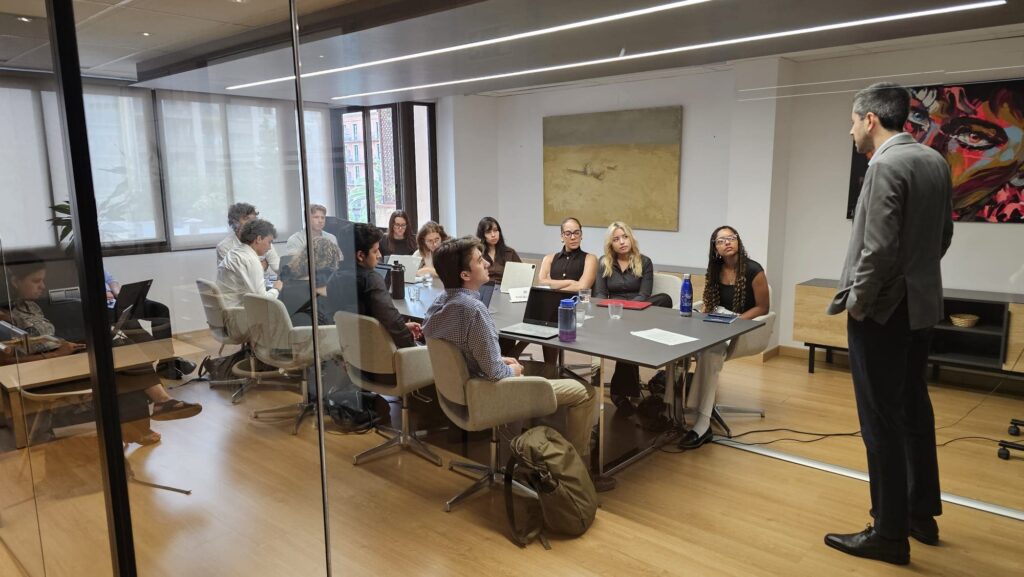 Estudiantes de Derecho de EEUU del programa The Lex Fellowship, en Vosseler Abogados.