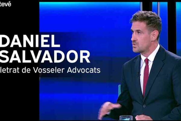 El letrado Daniel Salvador habla del caso de Darling Menjadi en el programa de BTV 'Bàsics'