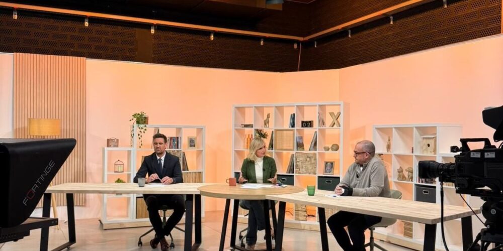 Daniel Salvador, letrado de Vosseler Abogados, explica el caso de Darling Menjadi en la TV de L'Hospitalet
