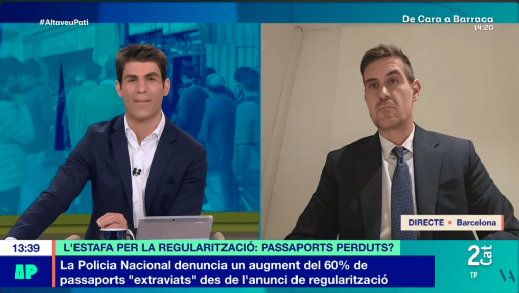Daniel Salvador, responsable del departamento de Penal de Vosseler Abogados, analiza el tema de la pérdida de pasaportes de inmigrantes en el programa de TVE Catalunya 'L'Altaveu'.