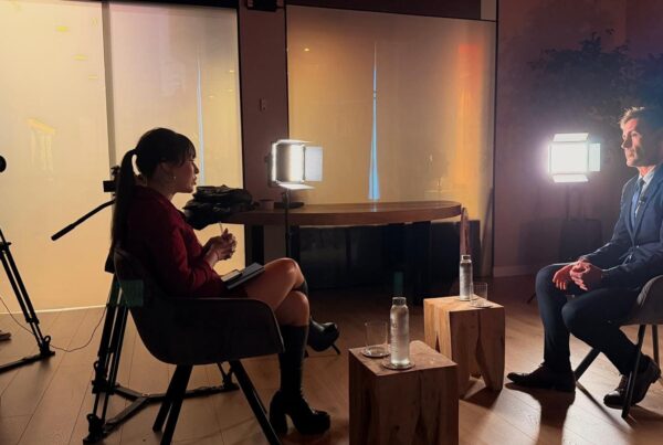 En un documental sobre la estafa del amor,de próxima publicación en el periódico digital ‘Crónica Global‘, Daniel Salvador, responsable del área de Derecho Penal en Vosseler Abogados, analiza la complejidad de estos casos.