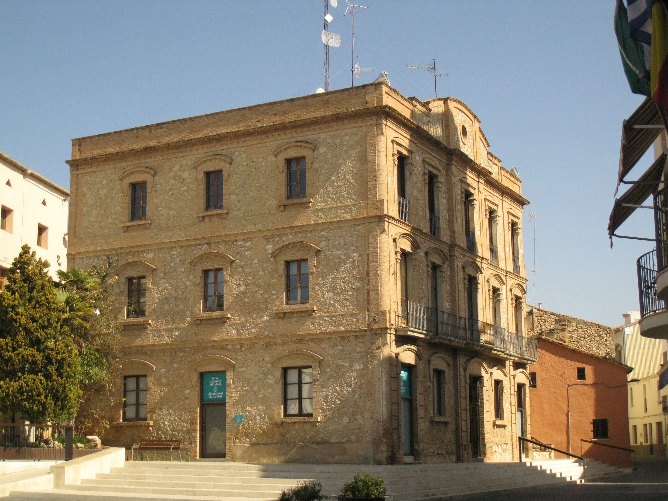 Ayuntamiento de Calafell. Violencia de género del teniente de alcalde.